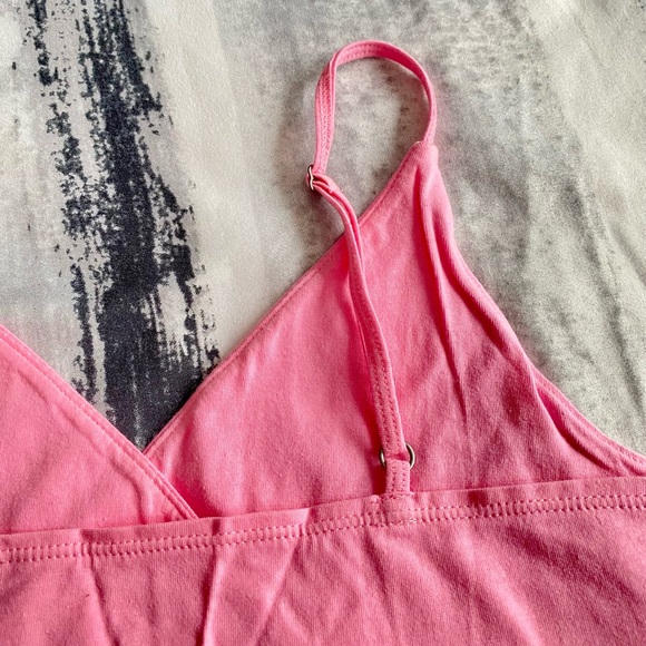 Hollister Crop Tank - Hot Pink - Picture 5 of 6